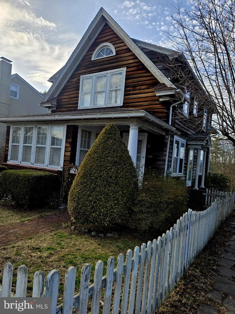 1900 3rd Avenue photo 3