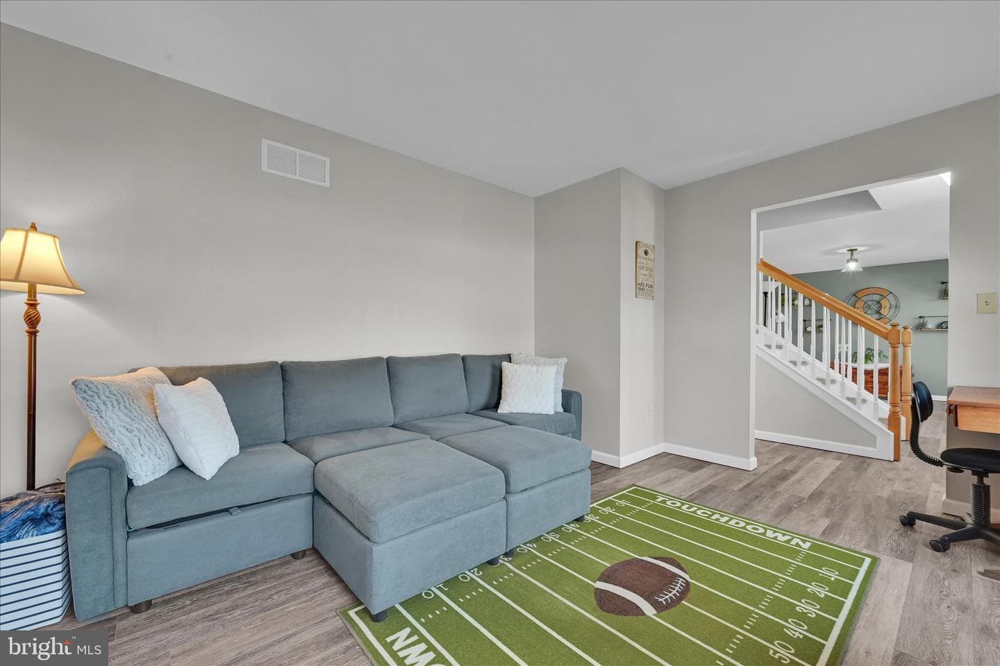 111 Holly Road photo 20