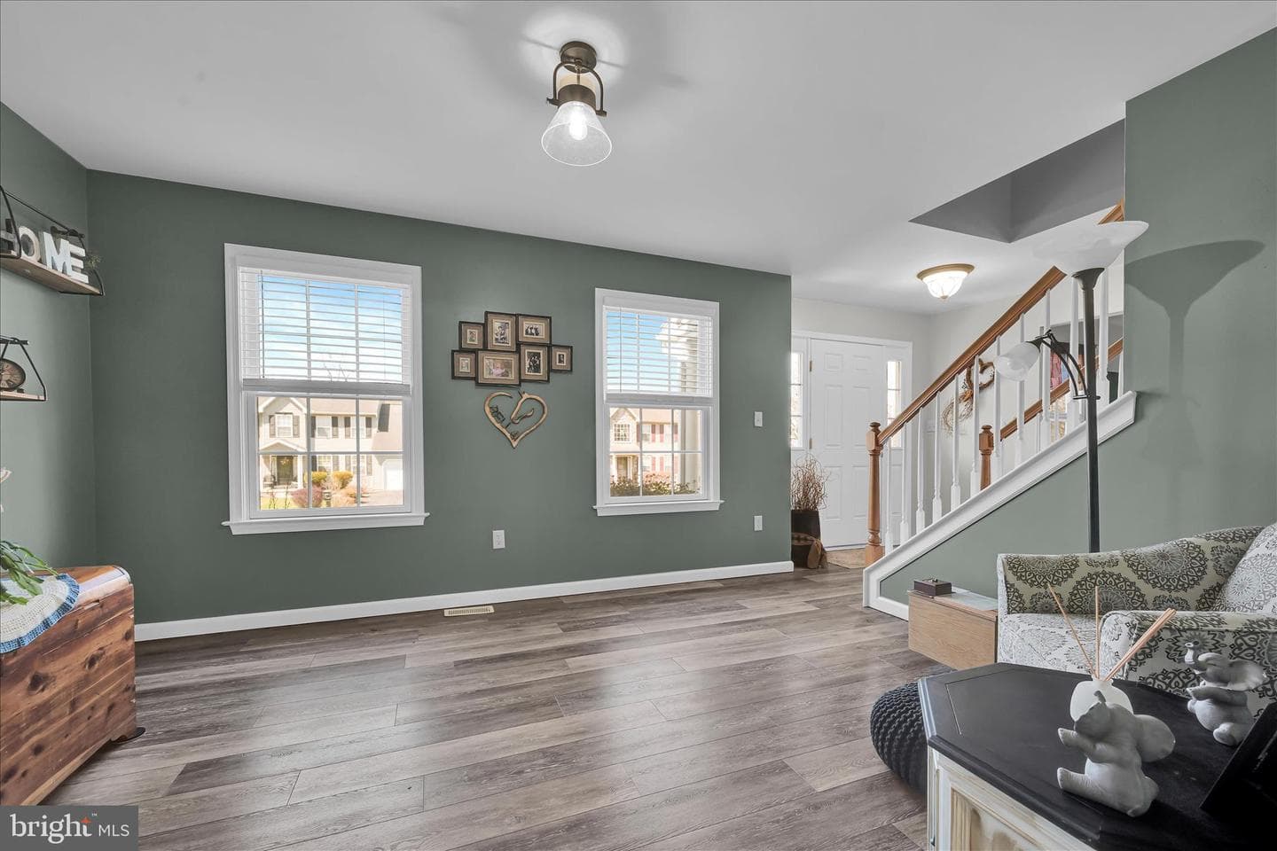 111 Holly Road photo 22