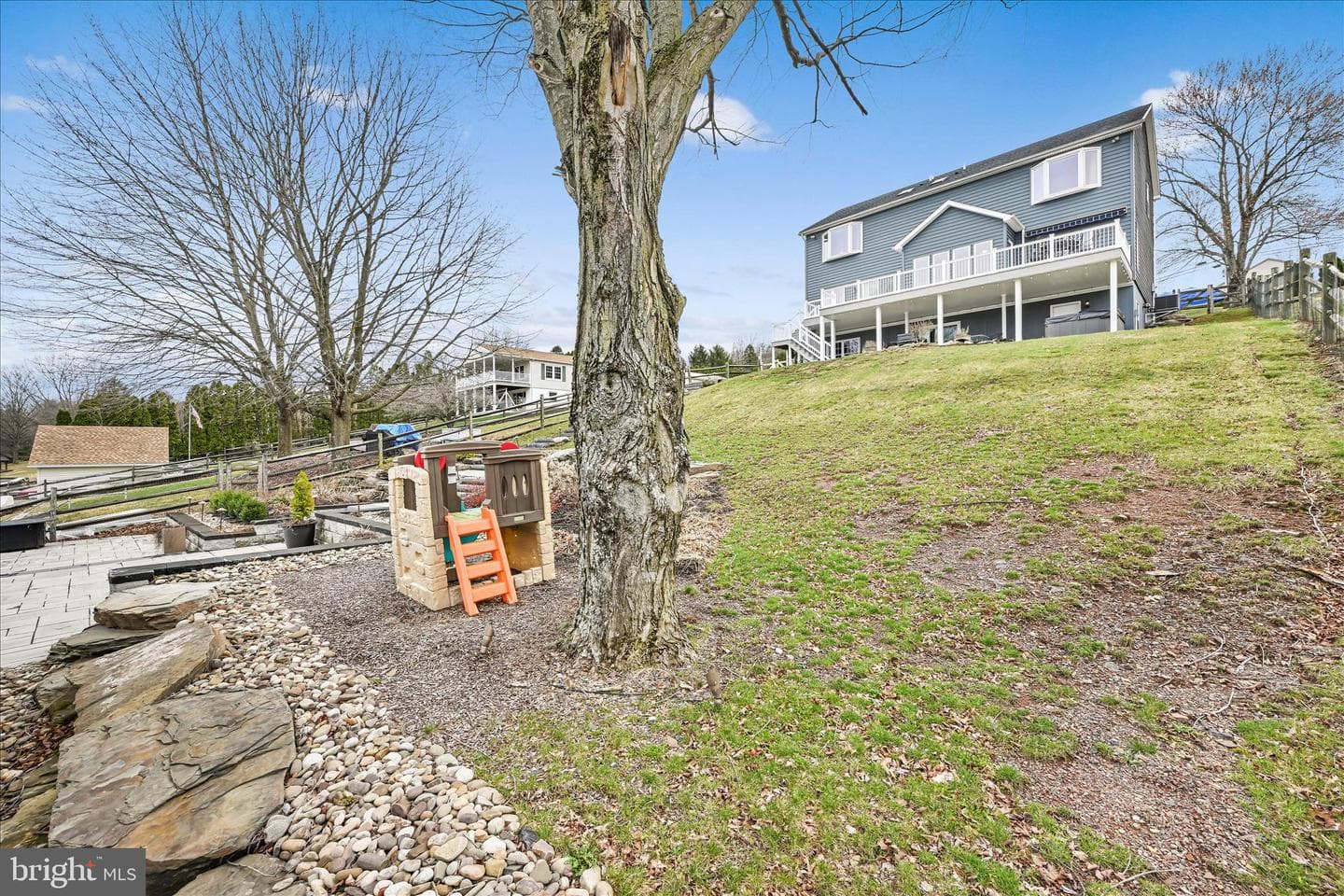 609 Wynonah Dr photo 50