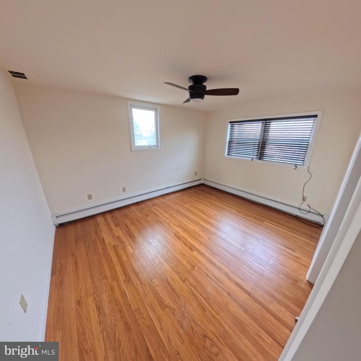 2057 Mahantongo Street photo 10
