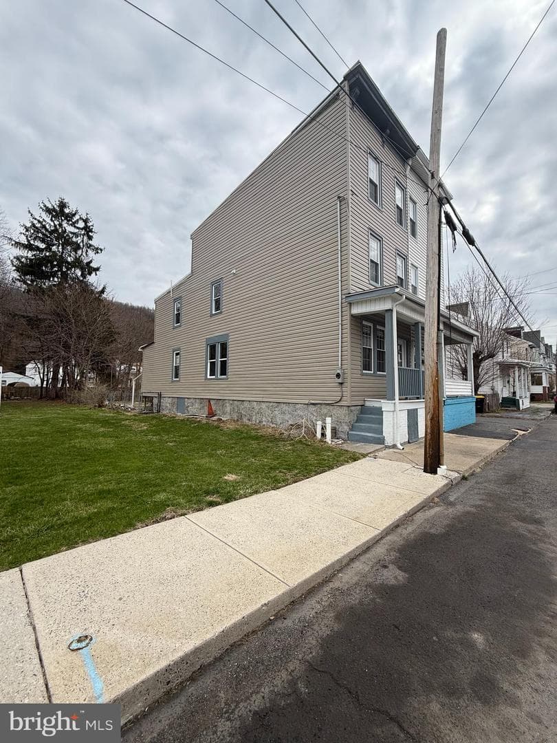 136 B Street, Girardville
