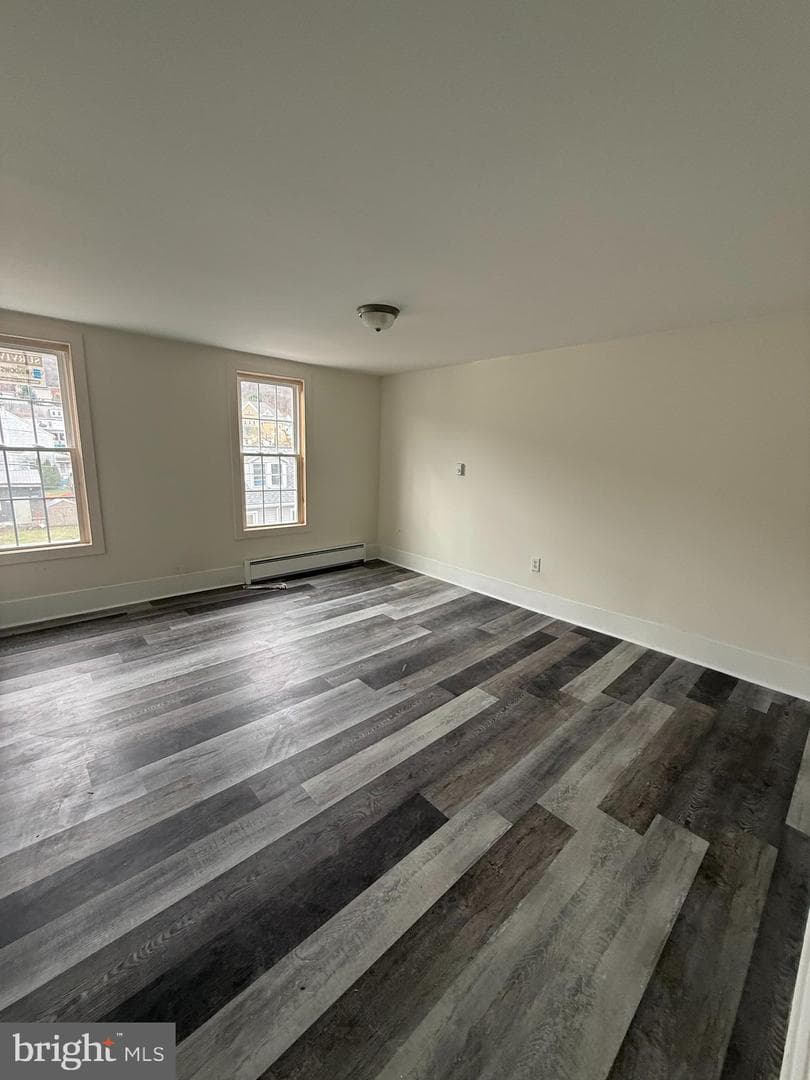 136 B Street photo 6