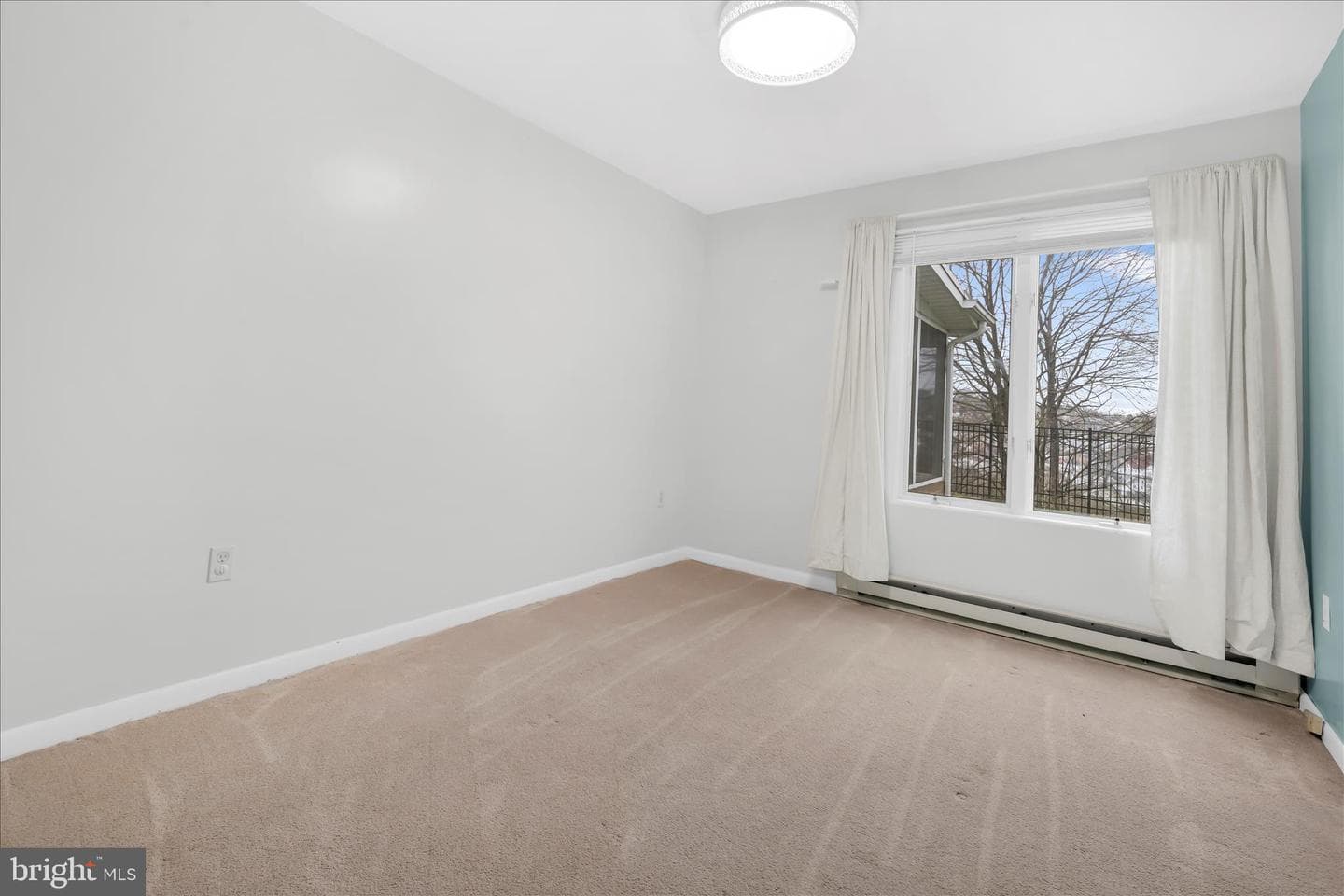 100 Hickory Street photo 21