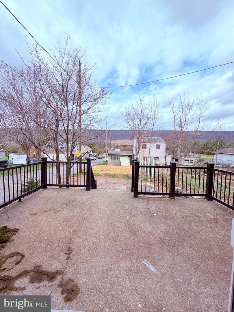 201 Dietrich Avenue photo 39