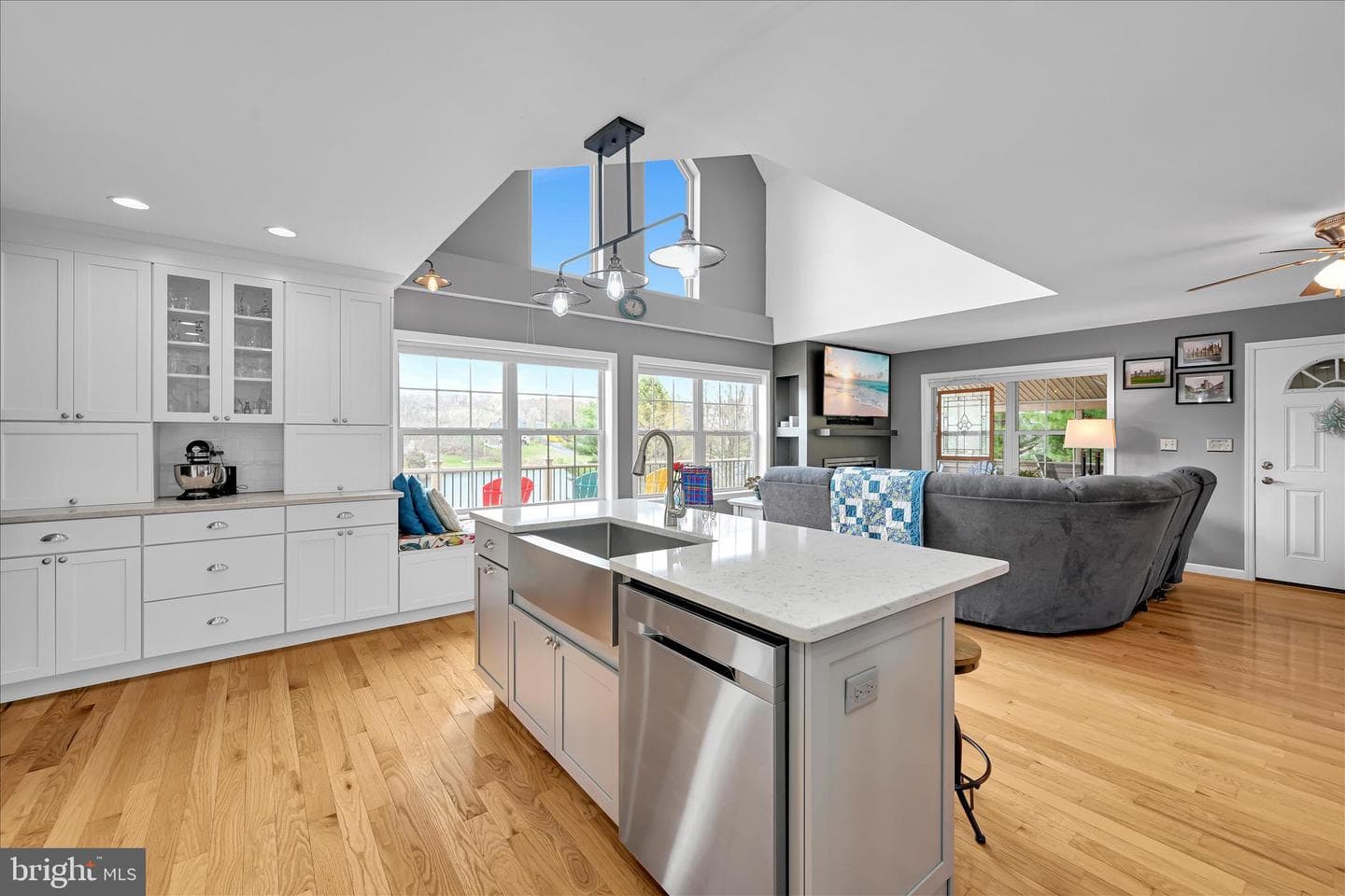 464 Wynonah Drive photo 20