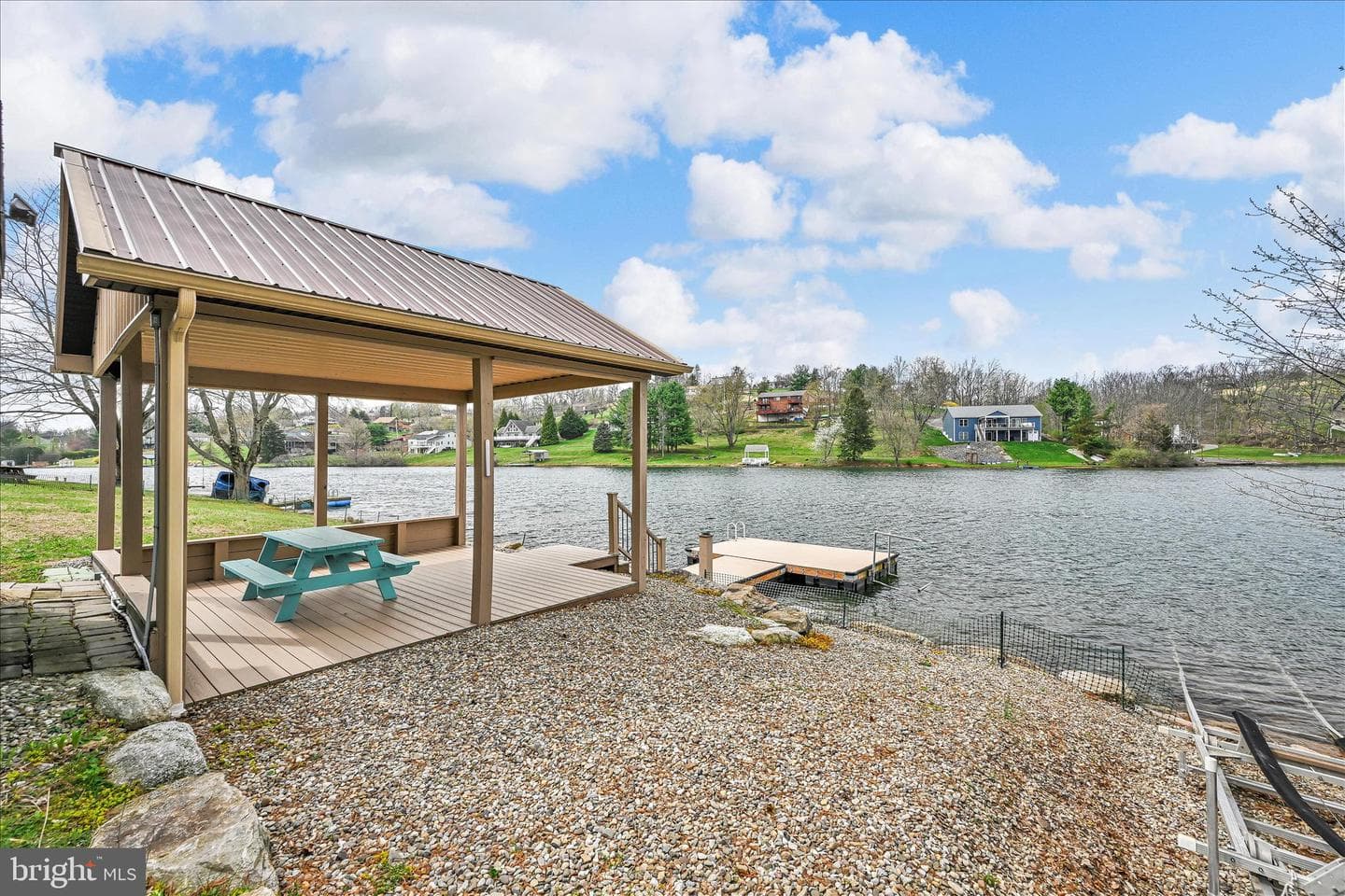464 Wynonah Drive photo 40