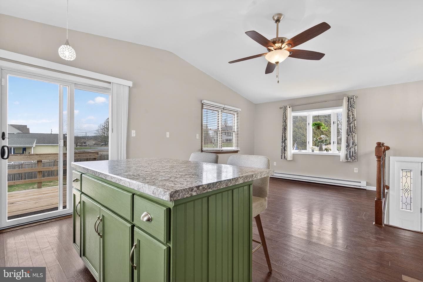1360 Stag Drive photo 21