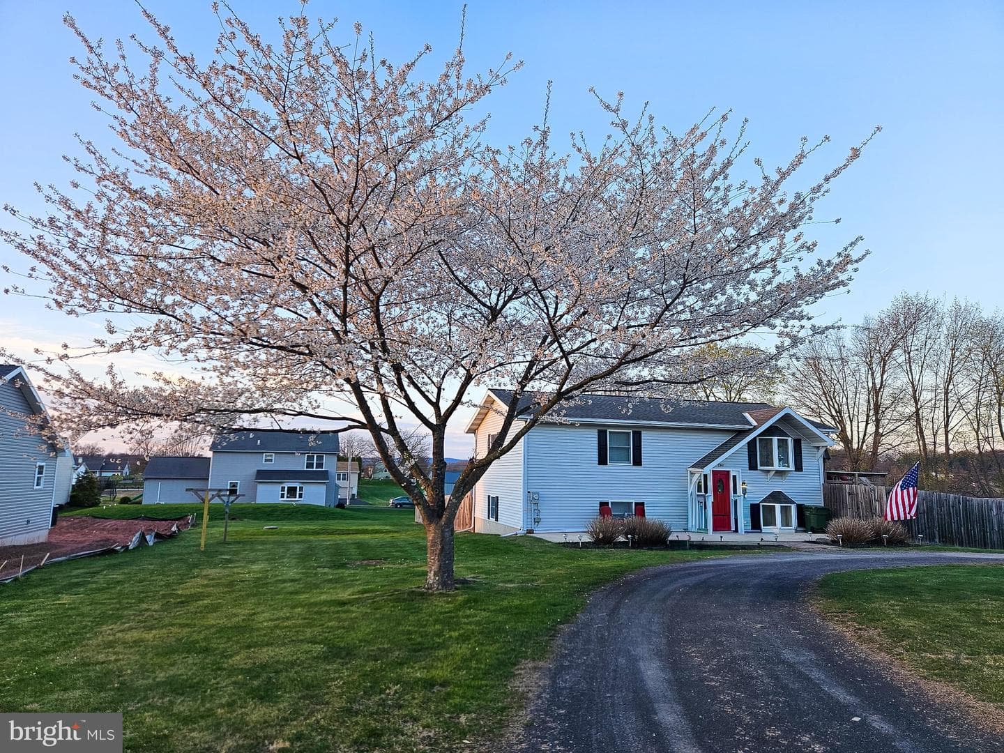 1360 Stag Drive photo 3