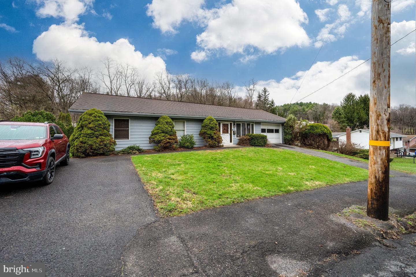 585 N Wade Road photo 4