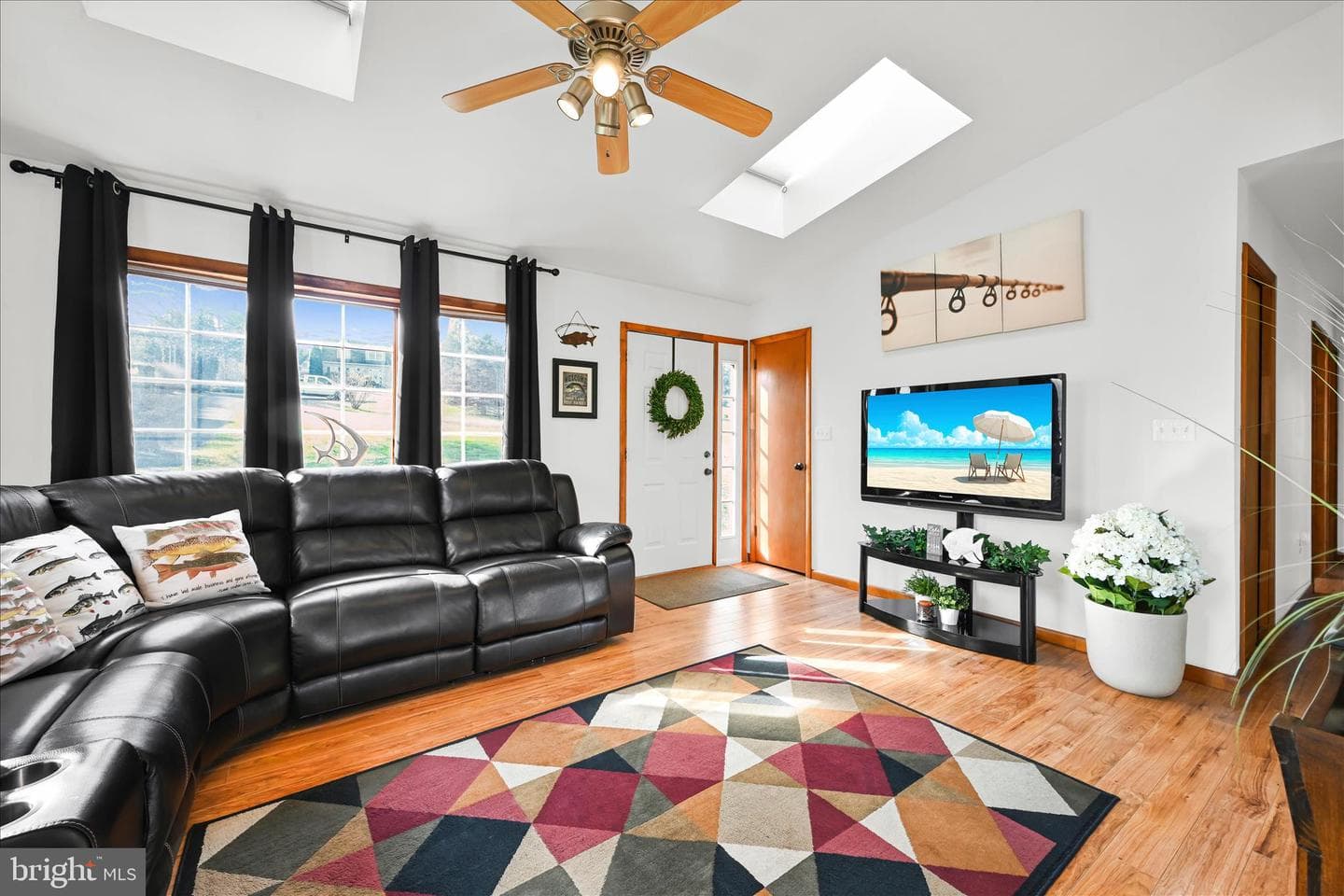 457 Wynonah Drive photo 8