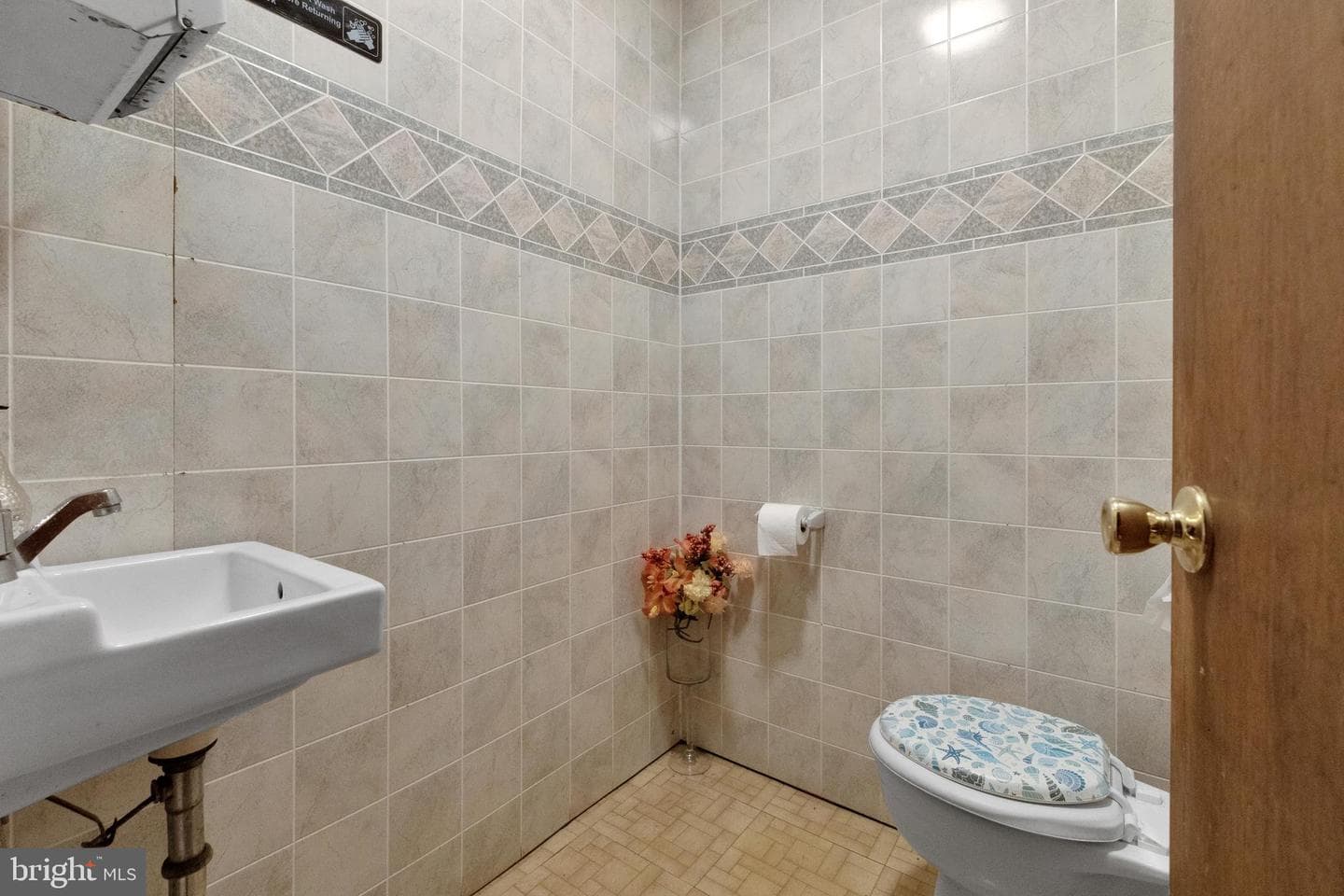 300 Lafayette Street photo 29