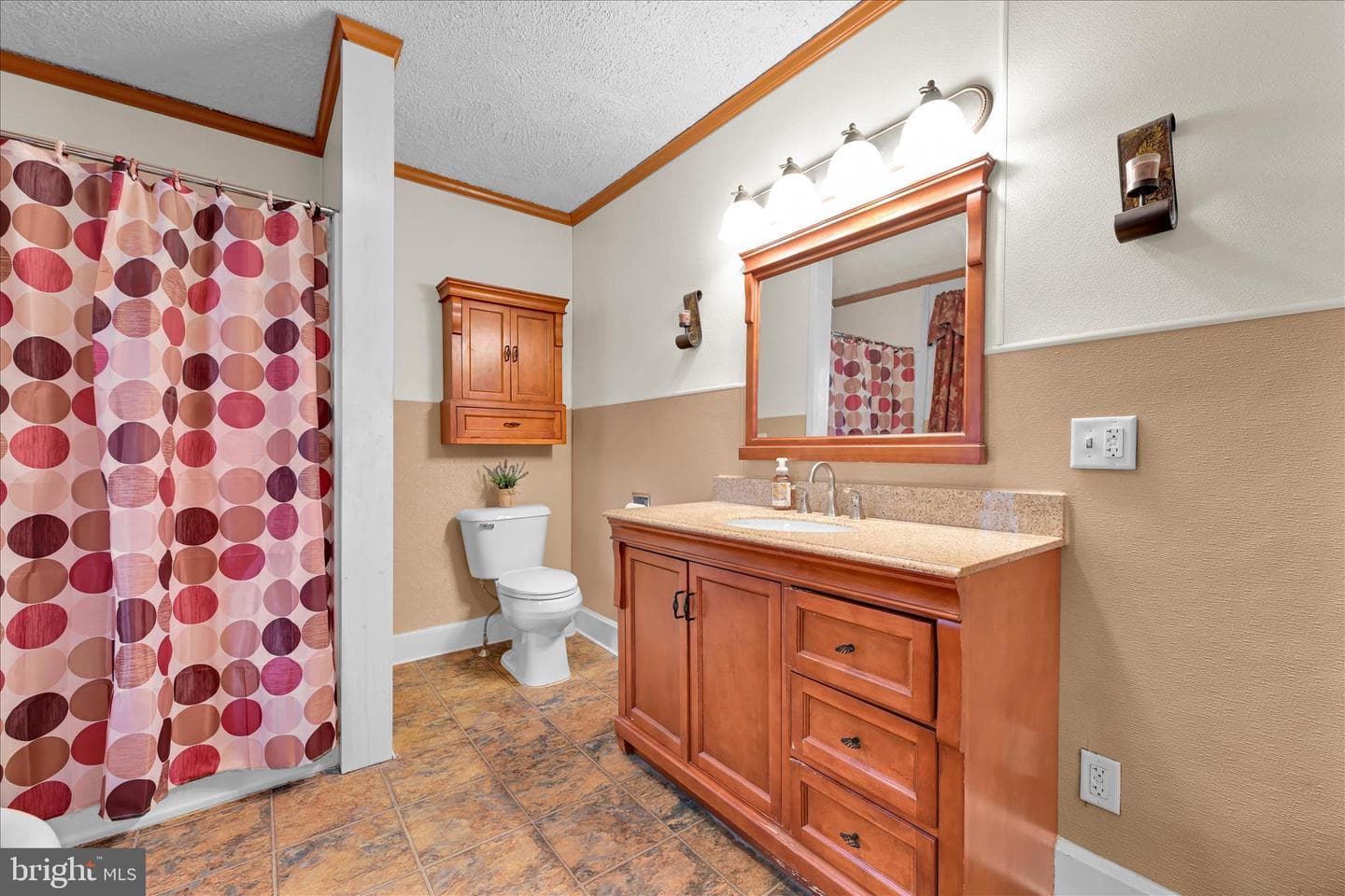 41 N Tulpehocken Street photo 22
