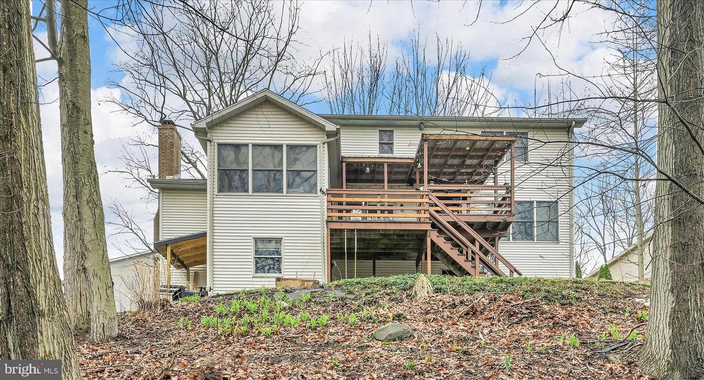 826 Pinewood Drive photo 36