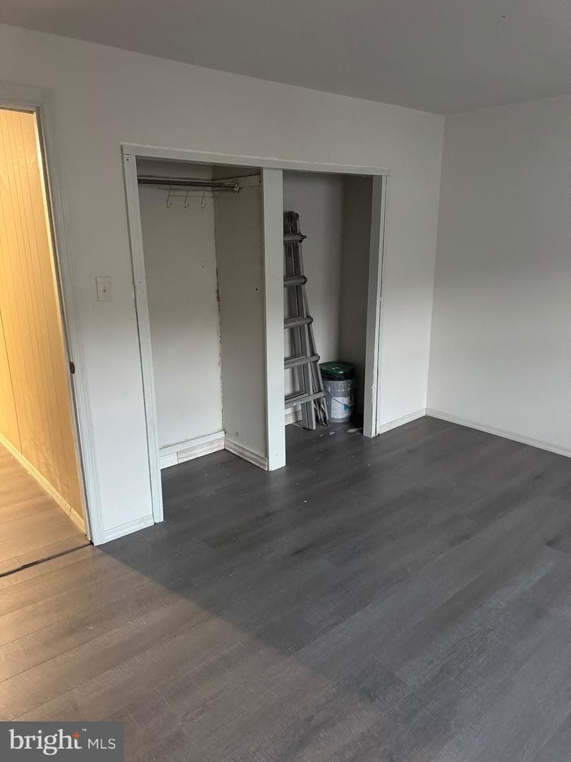 204 E B Street photo 17
