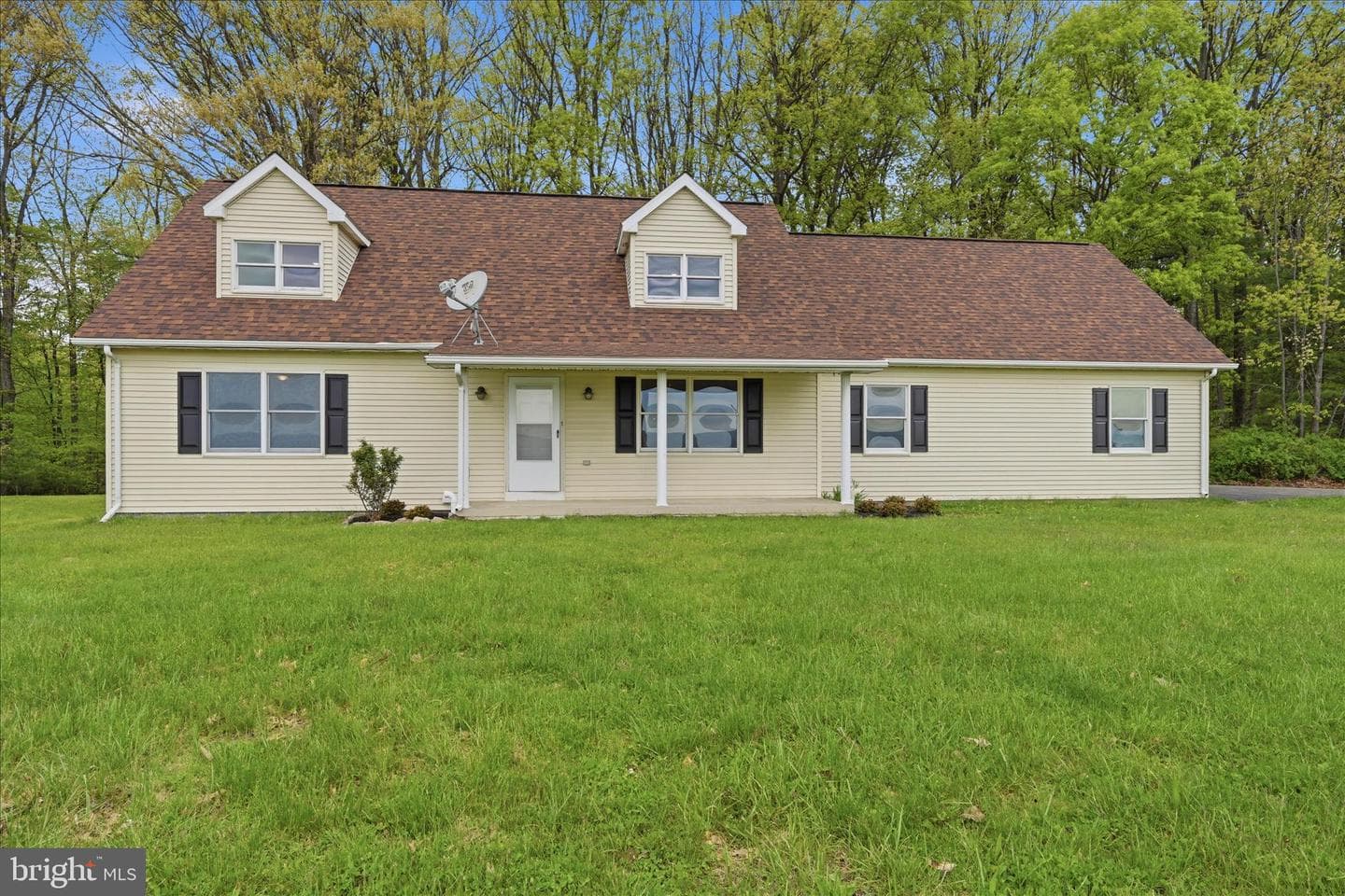 954 Schuylkill Mountain Road photo 2