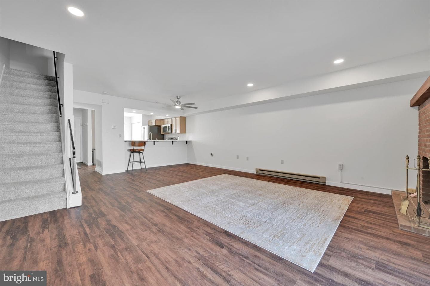 2604 Village Road photo 10