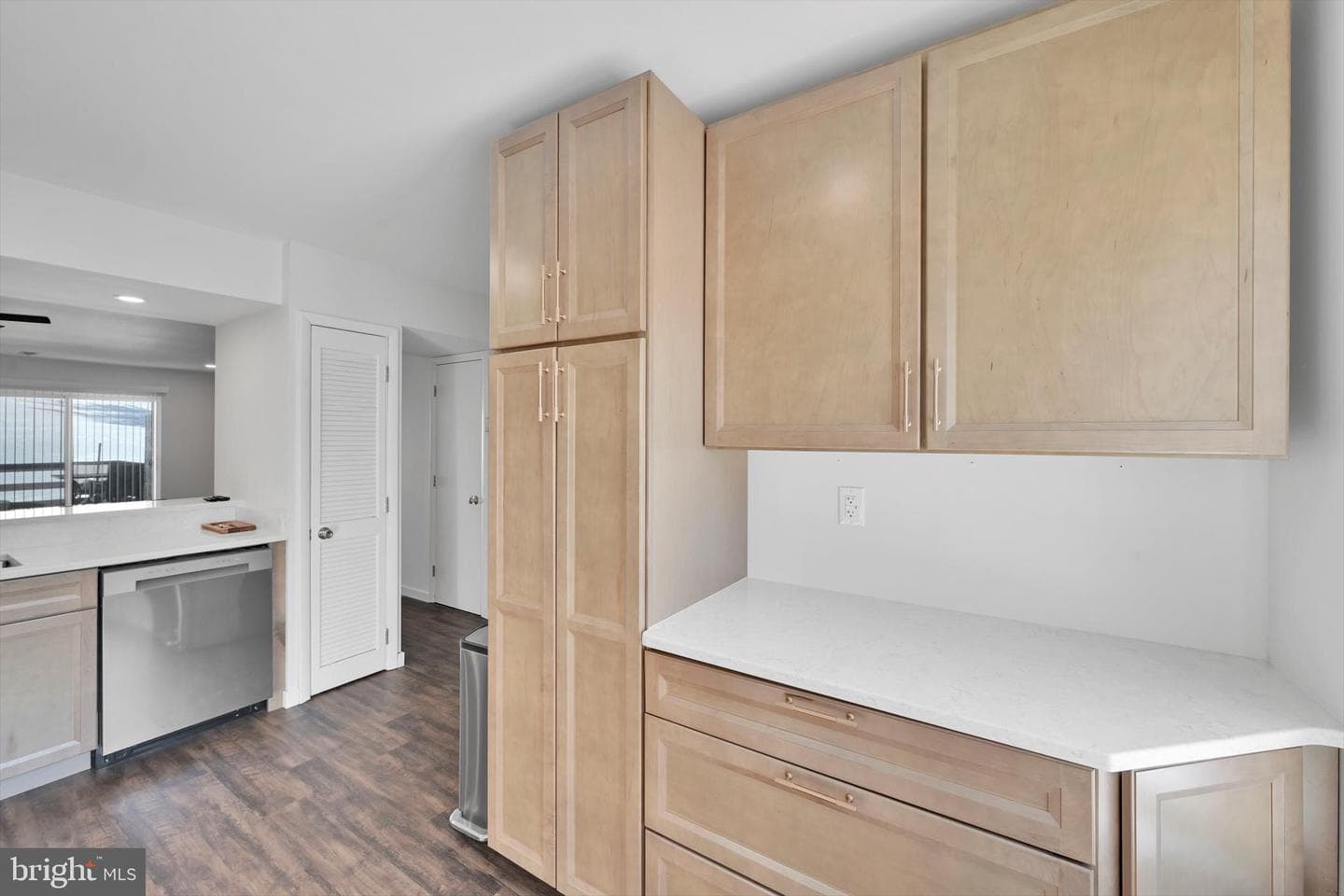2604 Village Road photo 15