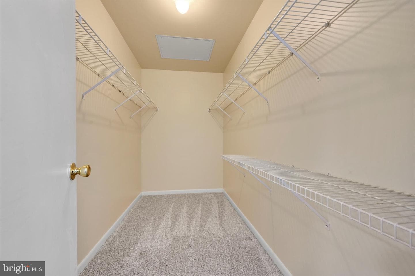2604 Village Road photo 24