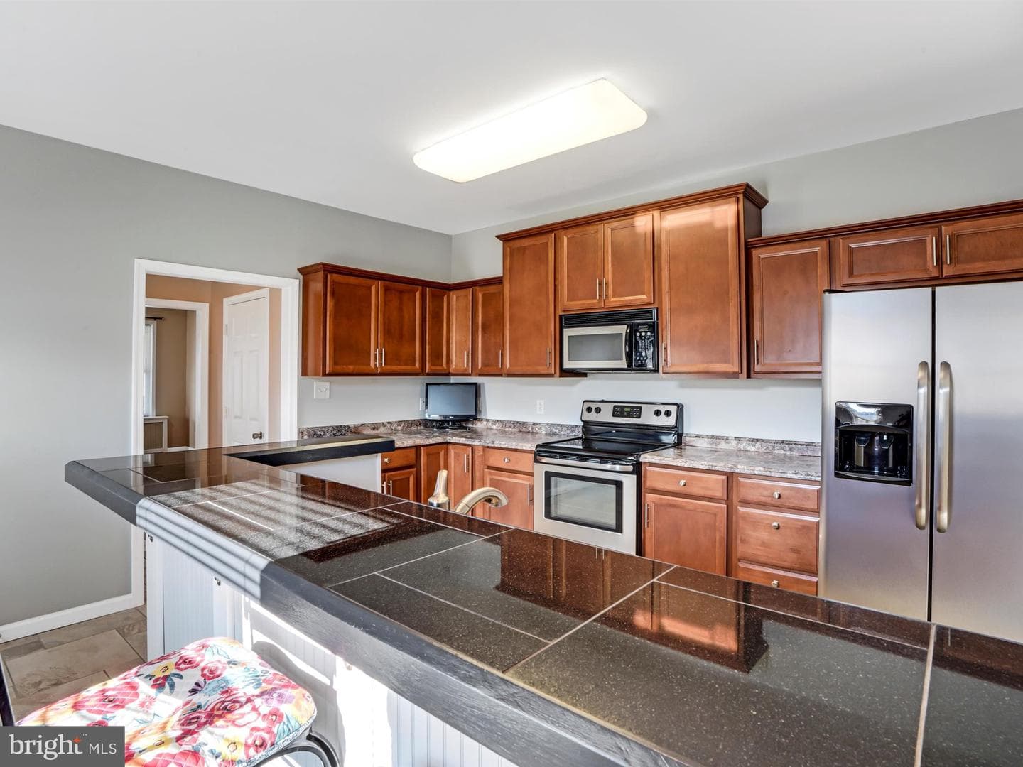 18 N Berne Street photo 16