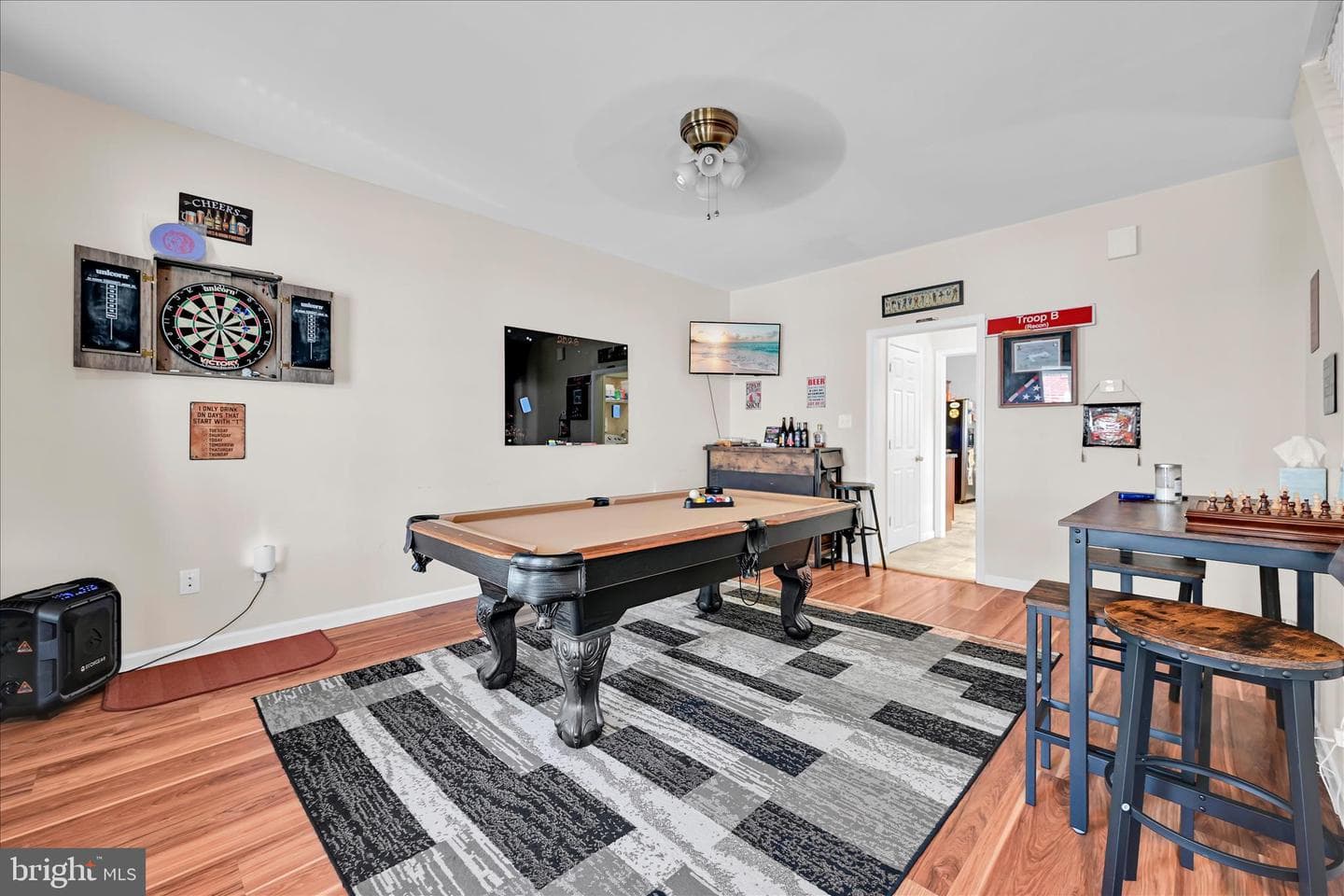 18 N Berne Street photo 24