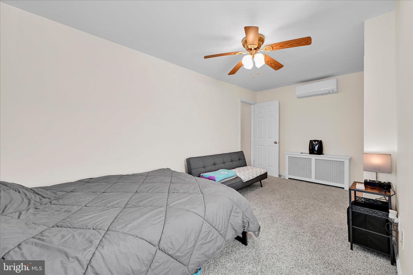 18 N Berne Street photo 42