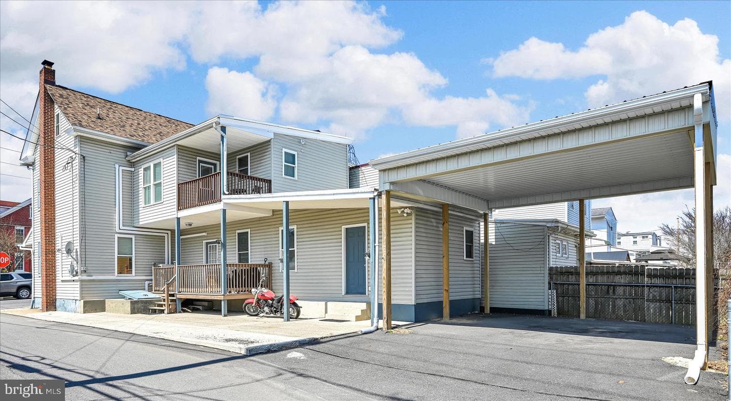 18 N Berne Street photo 63