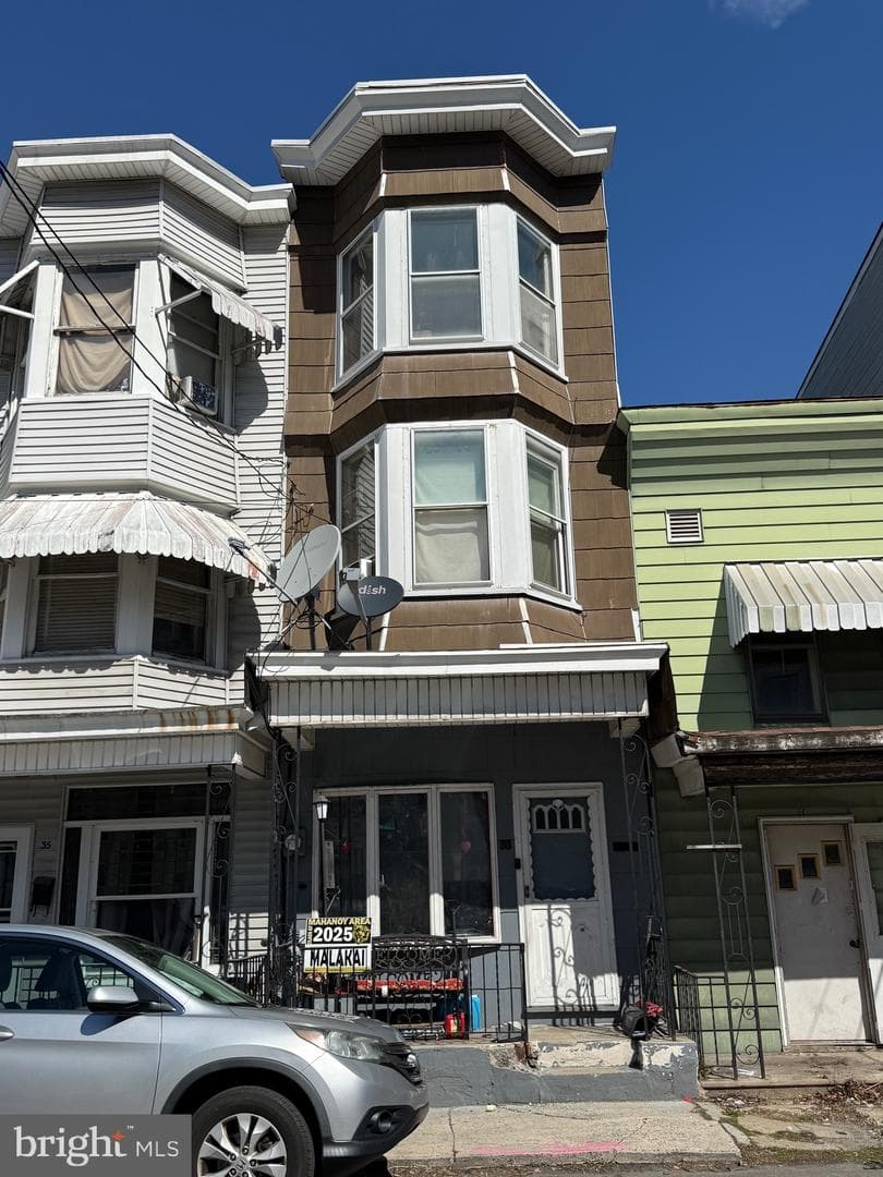 33 W Spruce Street, Mahanoy City