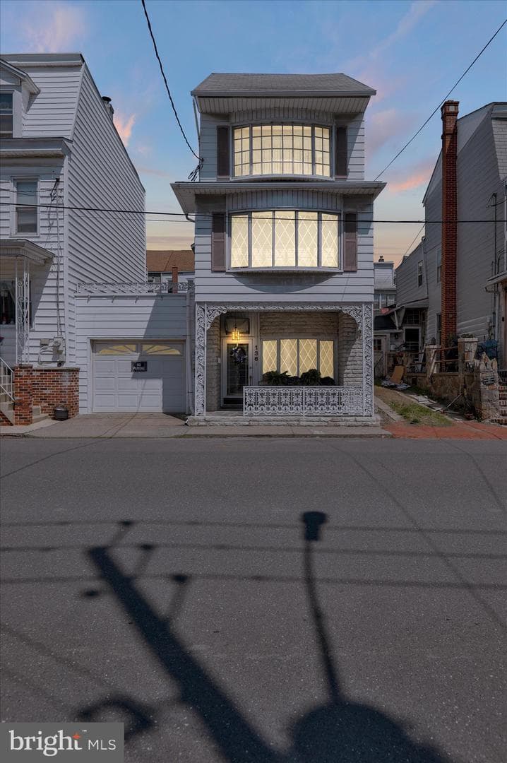 136 N North Street photo 35
