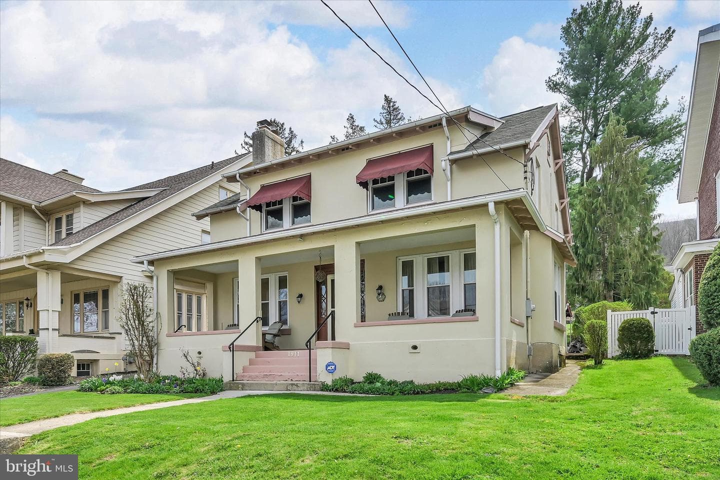1911 Mahantongo Street photo 3