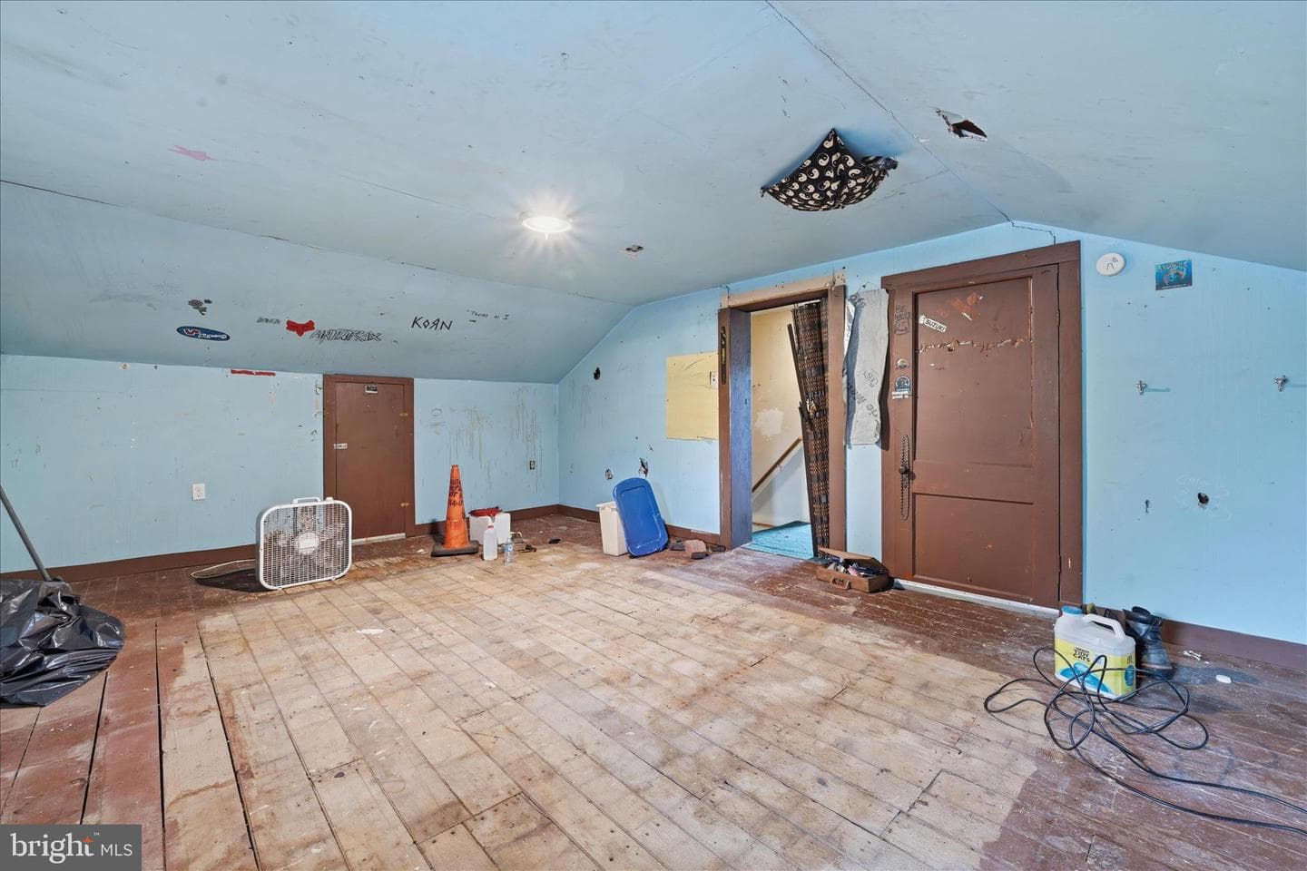 35 Stephens Road photo 24