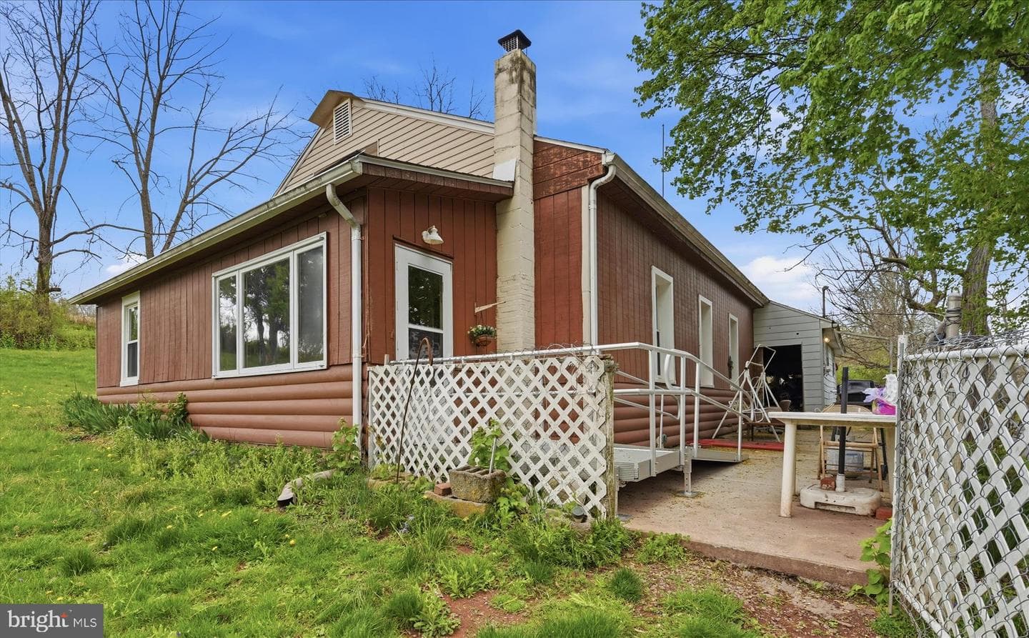 35 Stephens Road photo 26