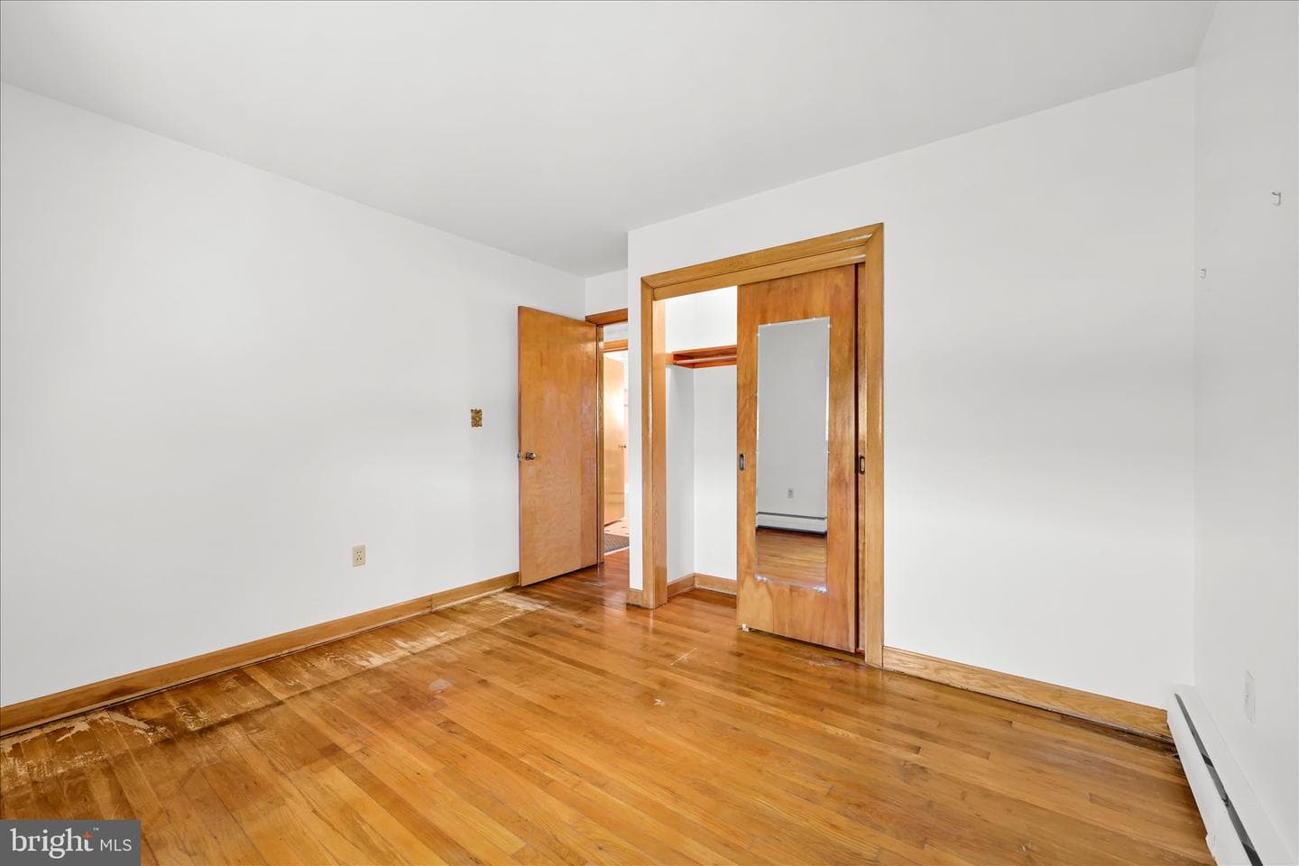 214 W Maple Street photo 18