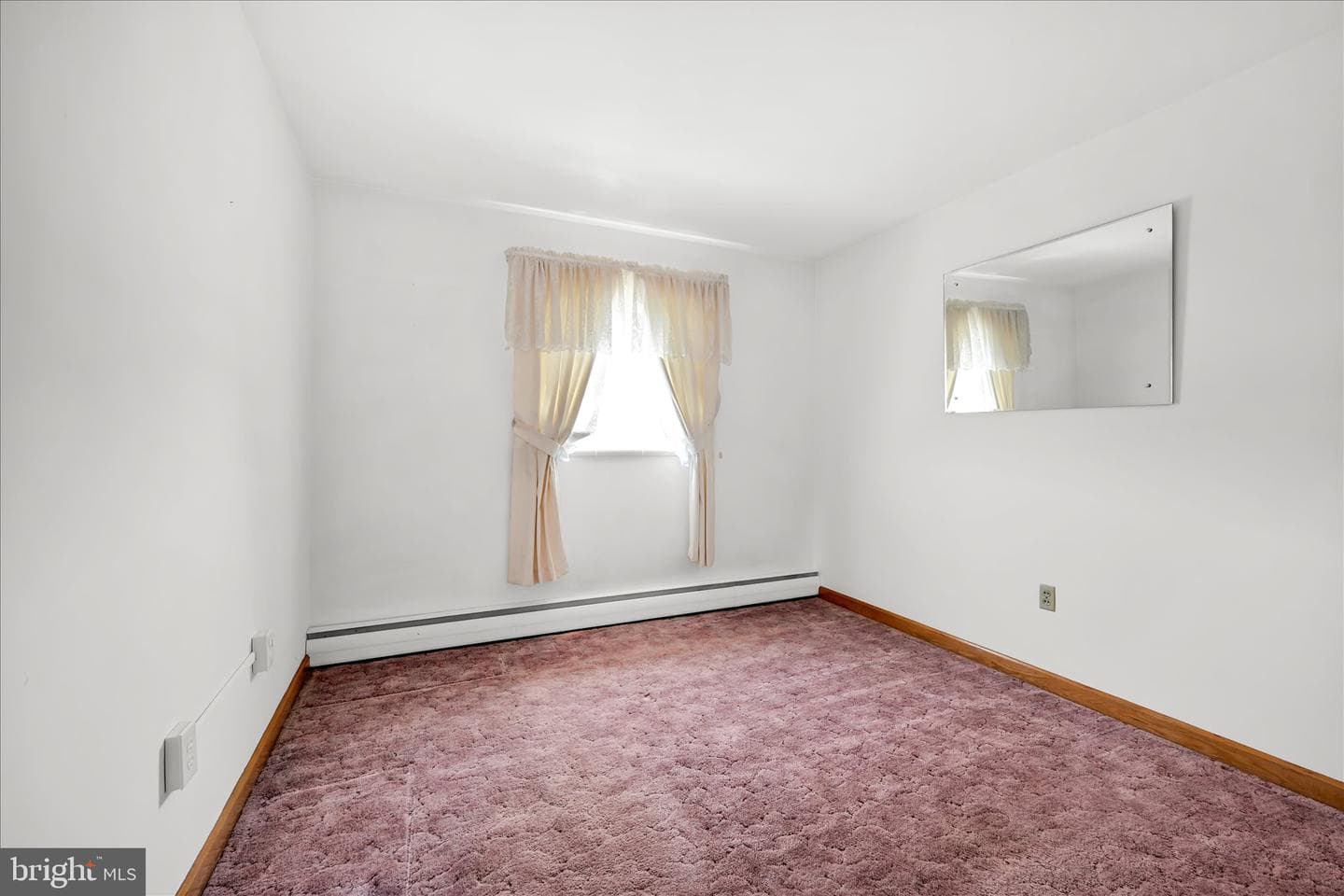 214 W Maple Street photo 20