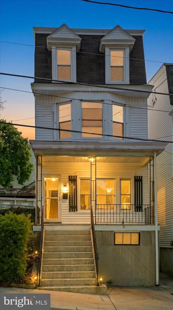 328 S Jackson Street photo 6
