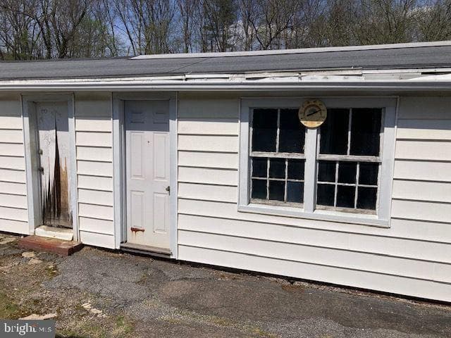 1220 Valley Road photo 5