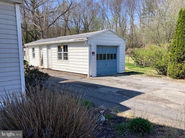 1220 Valley Road photo 6