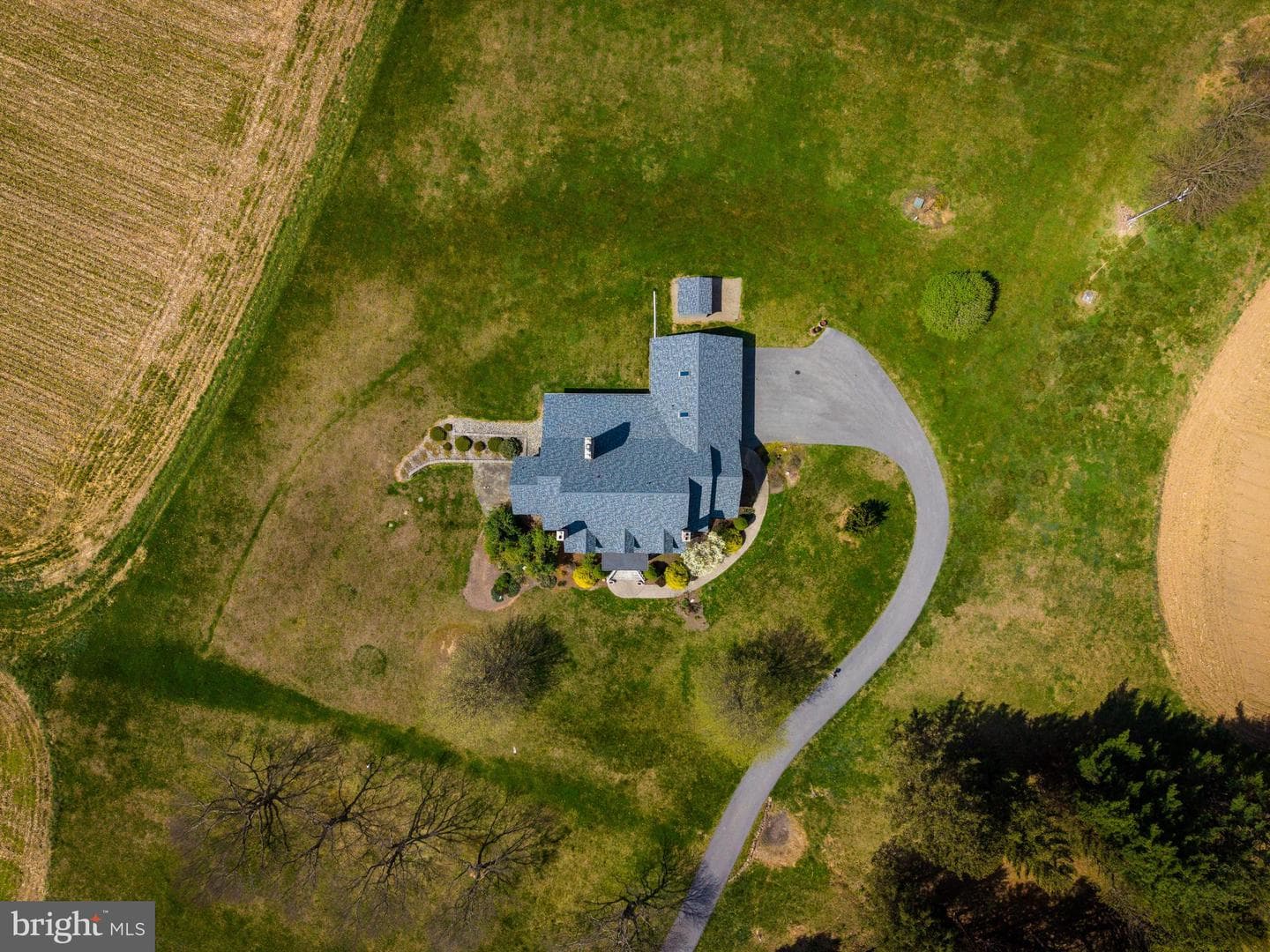 111 Church Road photo 84