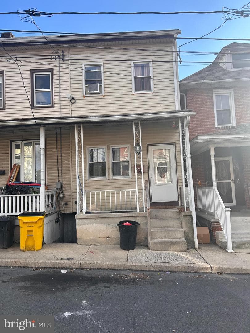 34 S Margaretta Street photo 1