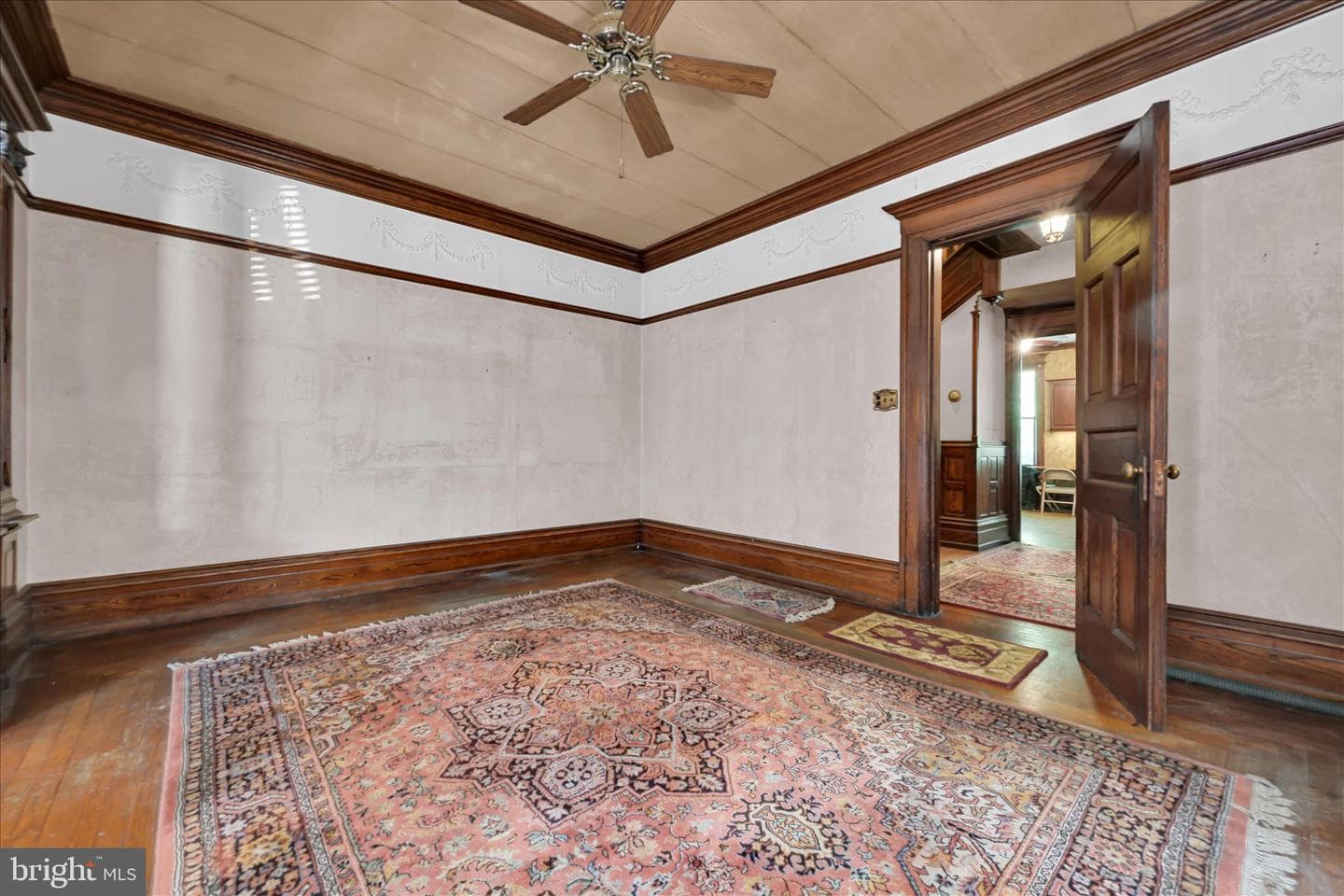 914 W Market Street photo 13