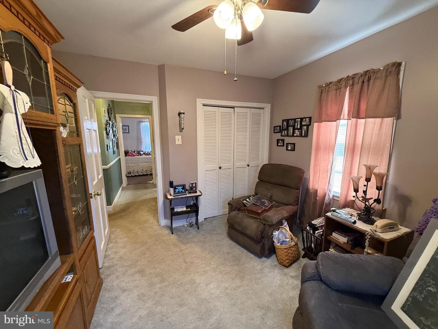 8 Meadow Avenue photo 19