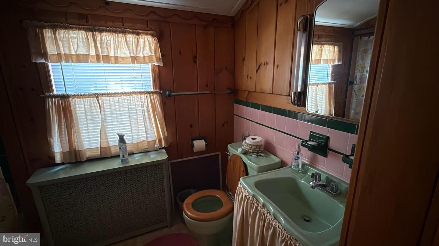 8 Meadow Avenue photo 23