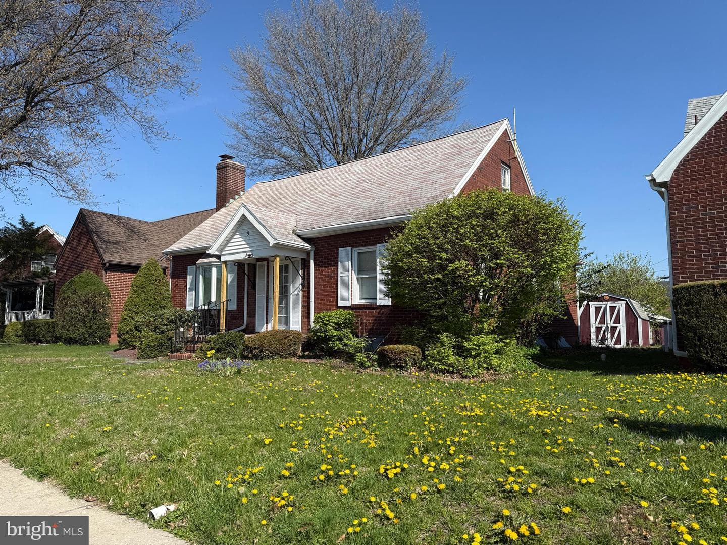 8 Meadow Avenue photo 3