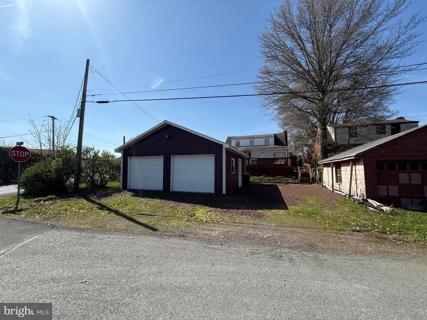 8 Meadow Avenue photo 31