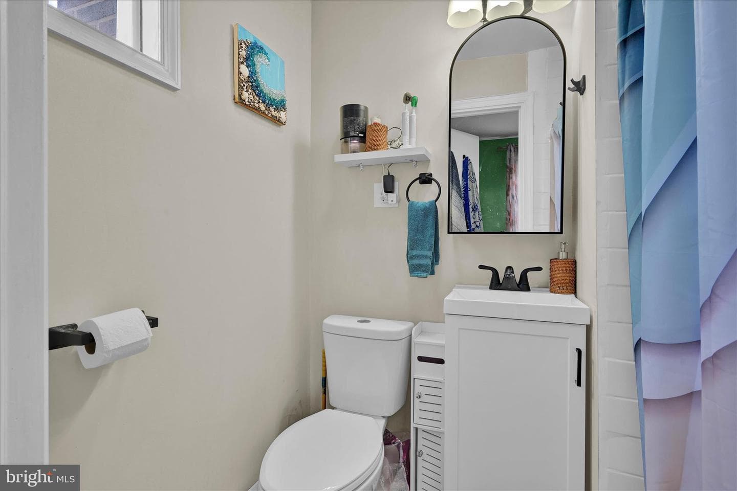 100 W Cherry Street photo 25