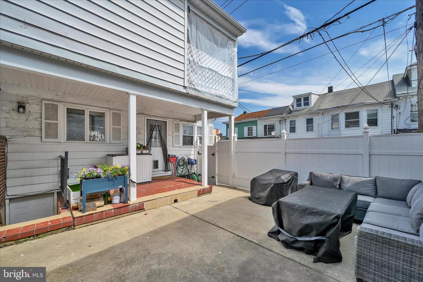 100 W Cherry Street photo 5