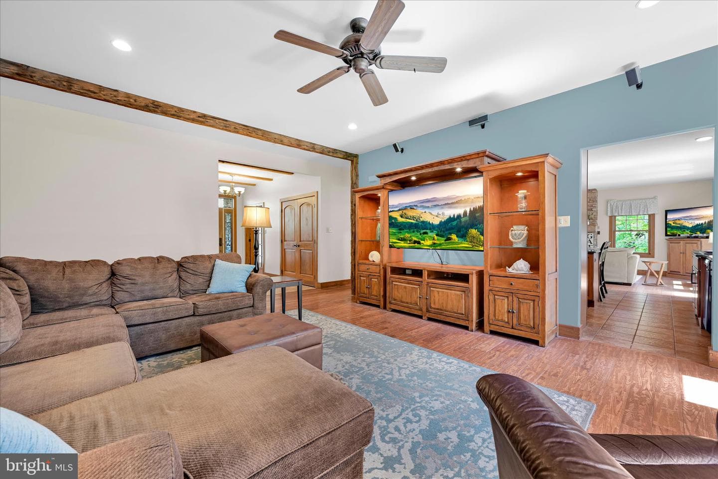 220 Lake Drive photo 14