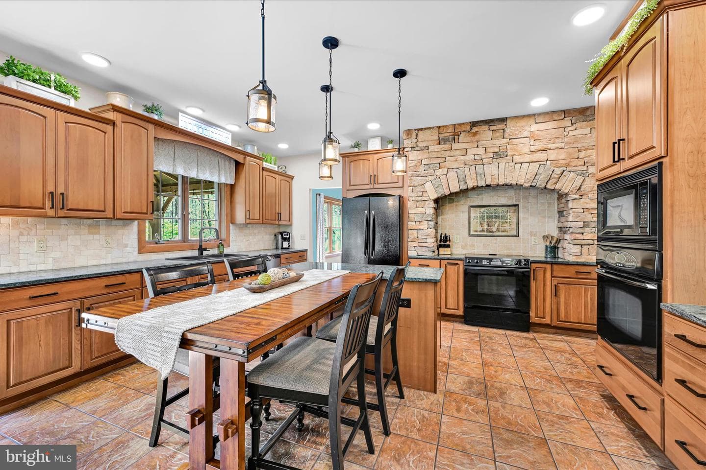 220 Lake Drive photo 17