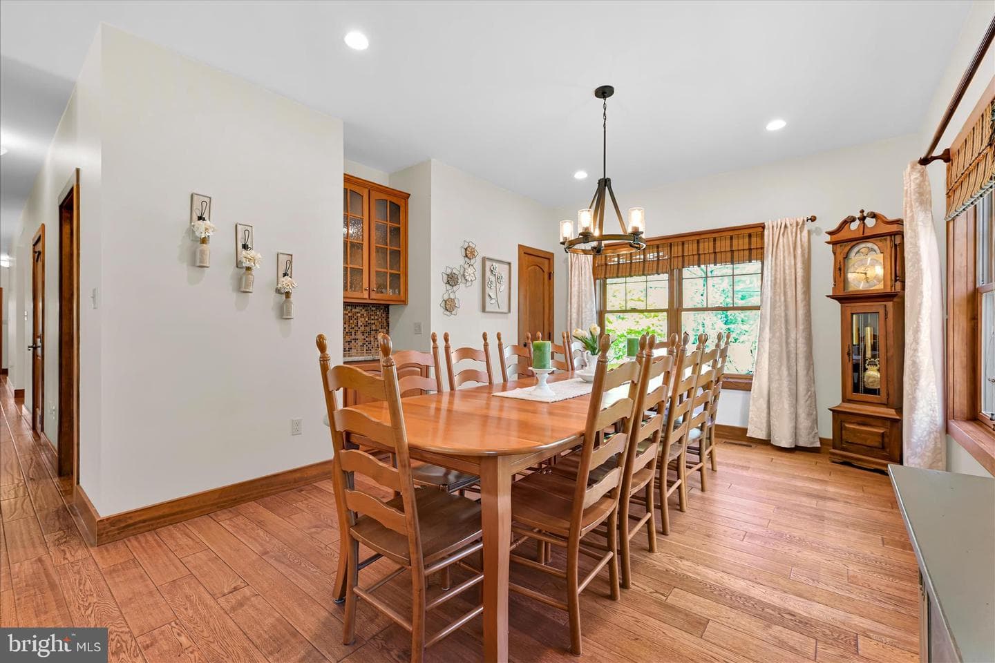 220 Lake Drive photo 22