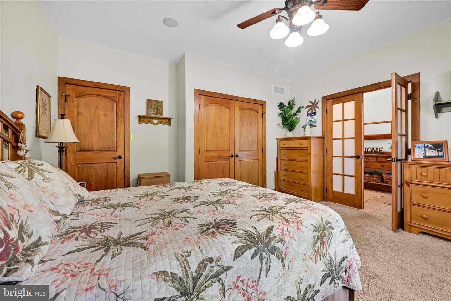 220 Lake Drive photo 29
